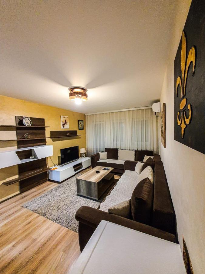 Avio Apartmani 2018 Novi Pazar Eksteriør bilde
